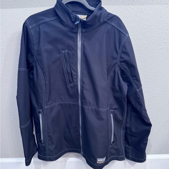 Ariat Softshell Jacket - Picture 4 of 5